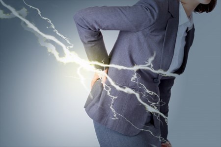 腰痛を引き起こす原因とは